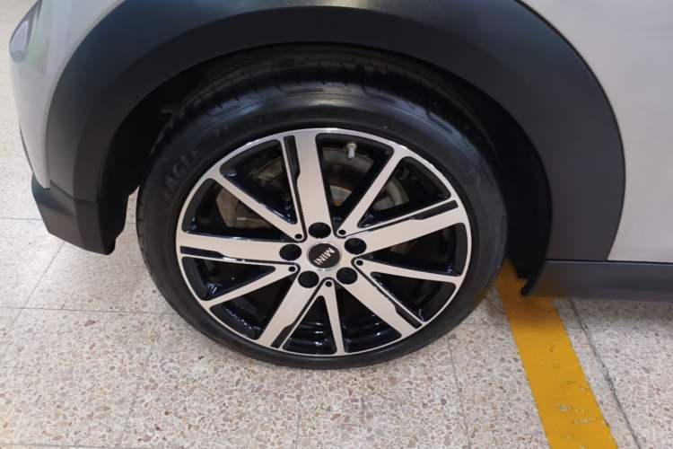 Used MINI 2022 1.5T COOPER Artist Right Rear Wheel Hub