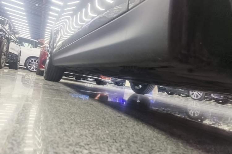 Used MINI 2022 2.0T COOPER S CABRIO Artist Right Side Sill
