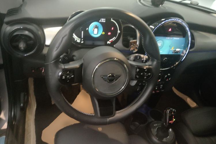 Used MINI 2022 2.0T COOPER S Artist Steering Wheel