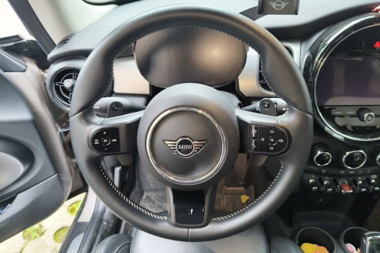 Used MINI 2022 Updated 2.0T COOPER S Artist Steering Wheel