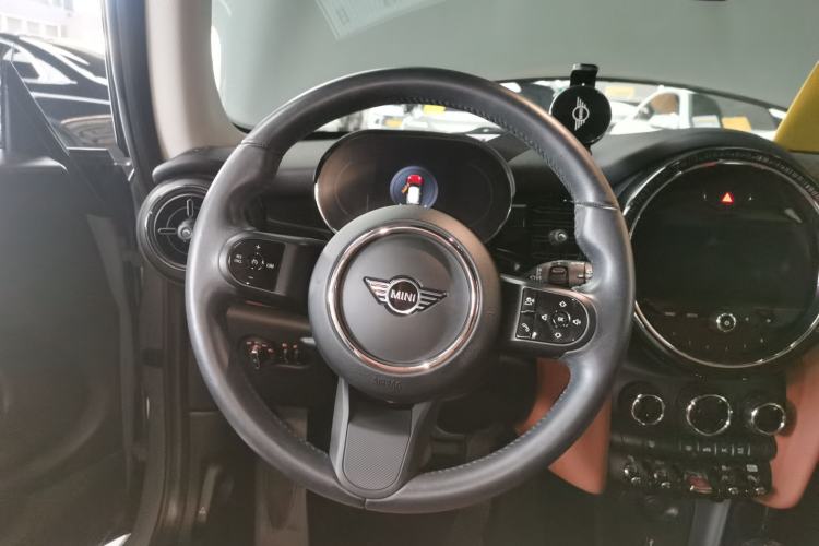 Used MINI 2022 Updated 1.5T COOPER Classic Edition Steering Wheel