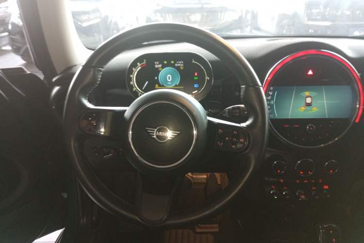 Used MINI 2022 1.5T COOPER Classic Edition Steering Wheel