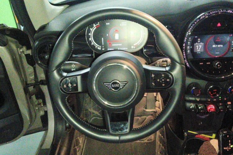 Used MINI 2022 1.5T COOPER Artist Steering Wheel