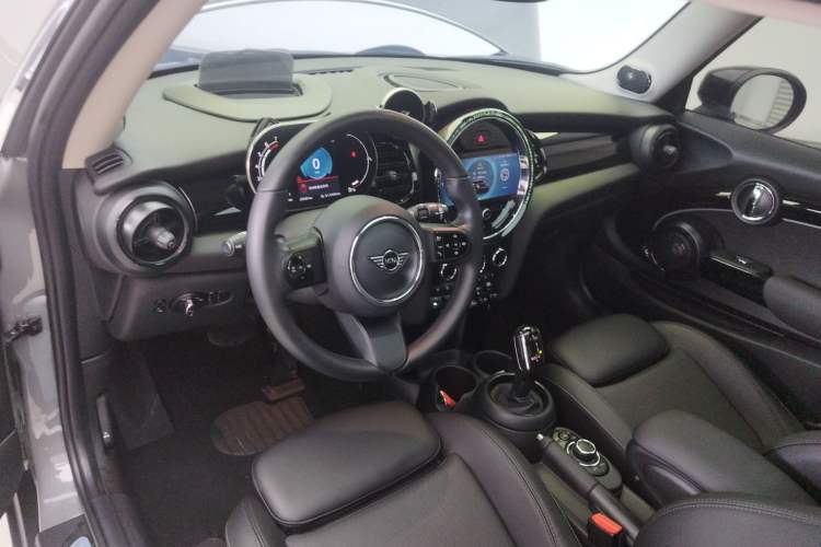 Used MINI 2022 Updated 1.5T COOPER Classic Edition Steering Wheel