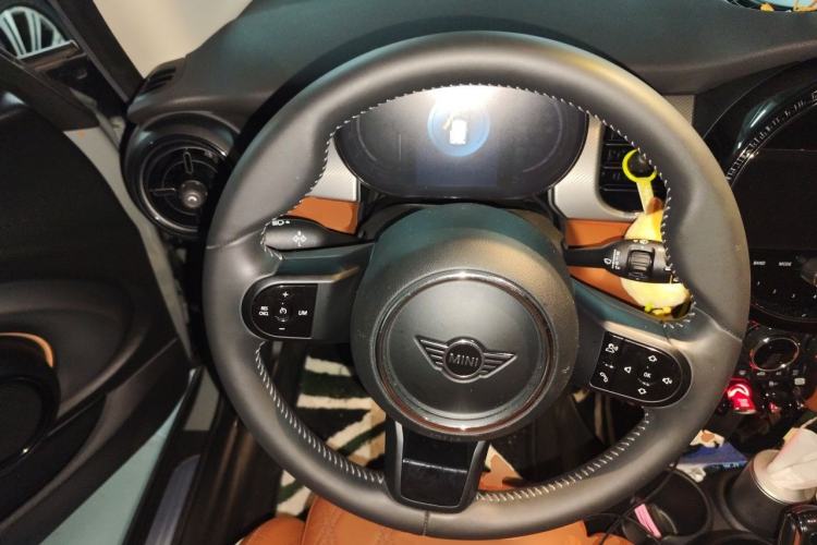 Used MINI 2022 1.5T COOPER Artist Steering Wheel