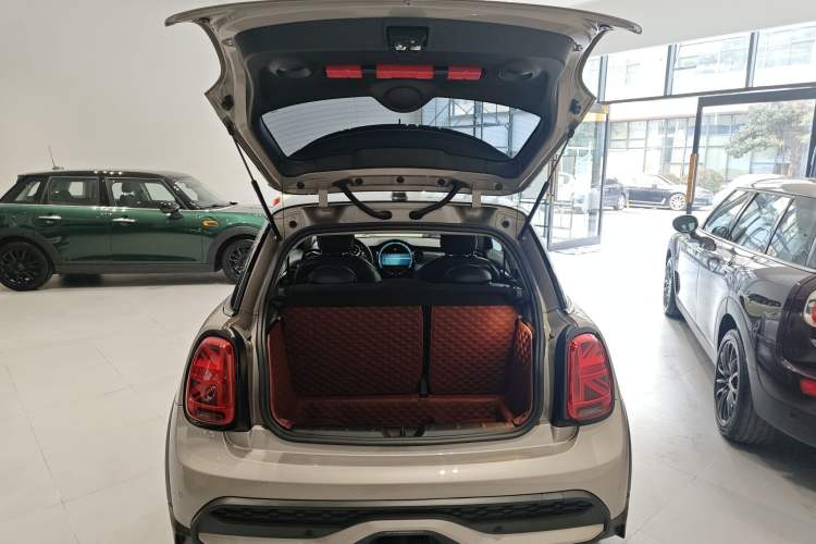 Used MINI 2022 2.0T COOPER S Artist Trunk