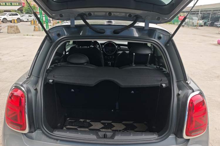 Used MINI 2022 Updated 1.5T COOPER Classic Edition Trunk