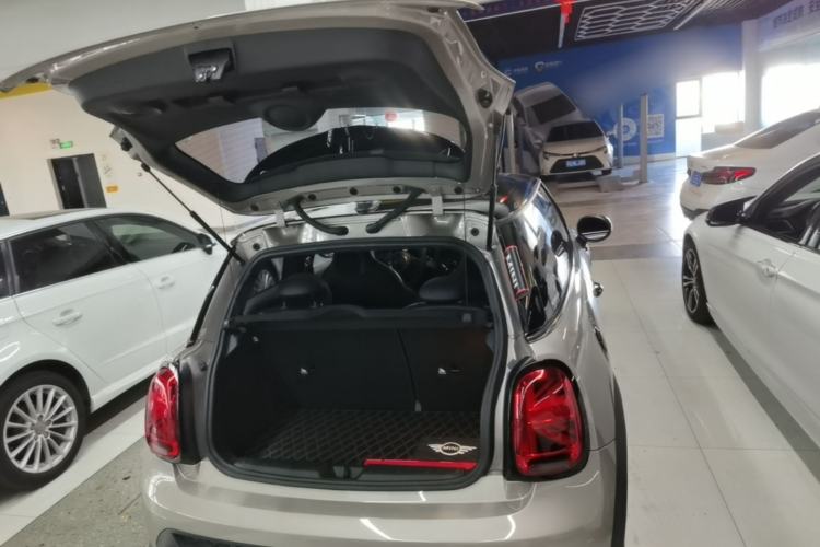 Used MINI 2022 2.0T COOPER S Racing Driver Trunk
