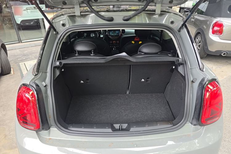 Used MINI 2022 Updated 2.0T COOPER S Artist Trunk