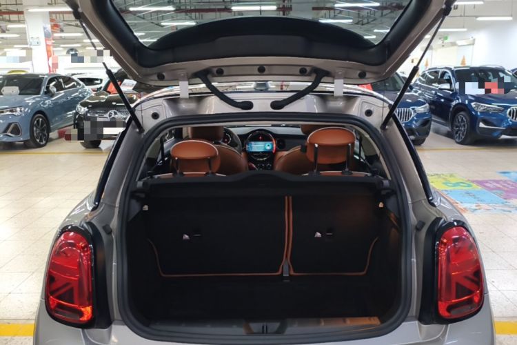 Used MINI 2022 1.5T COOPER Artist Trunk