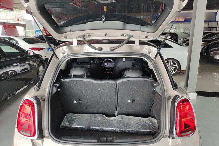 Used MINI 2022 Updated 1.5T COOPER Artist Trunk