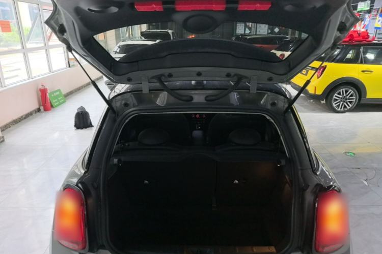 Used MINI 2022 1.5T COOPER Artist Trunk