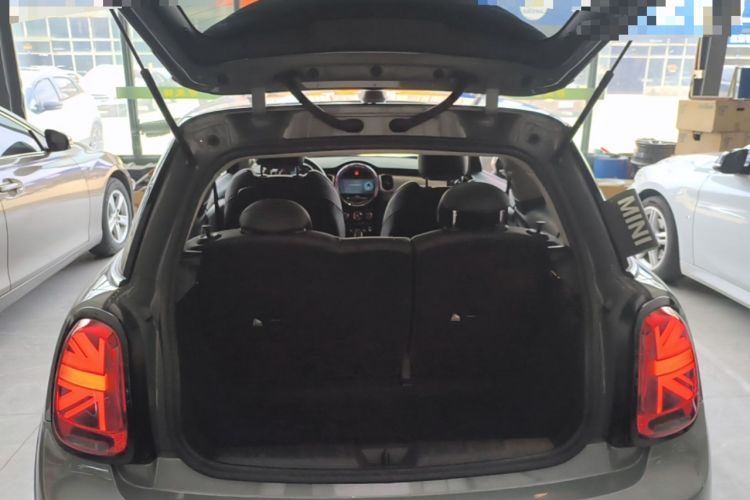 Used MINI 2022 2.0T COOPER S Classic Edition Trunk