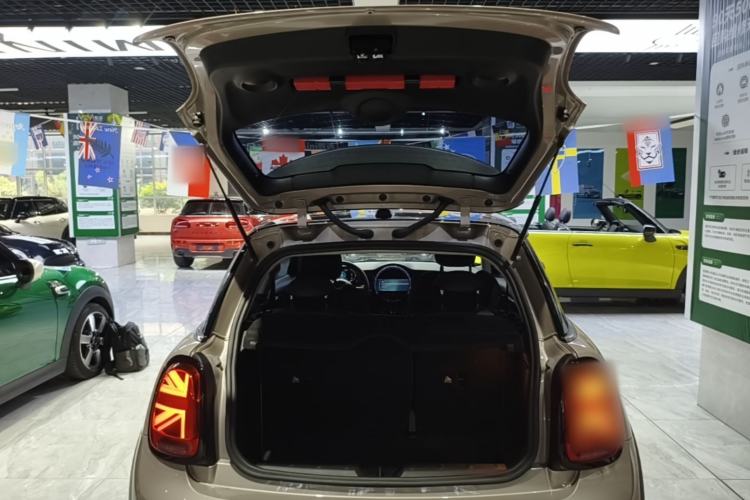Used MINI 2022 Updated 1.5T COOPER Artist Trunk