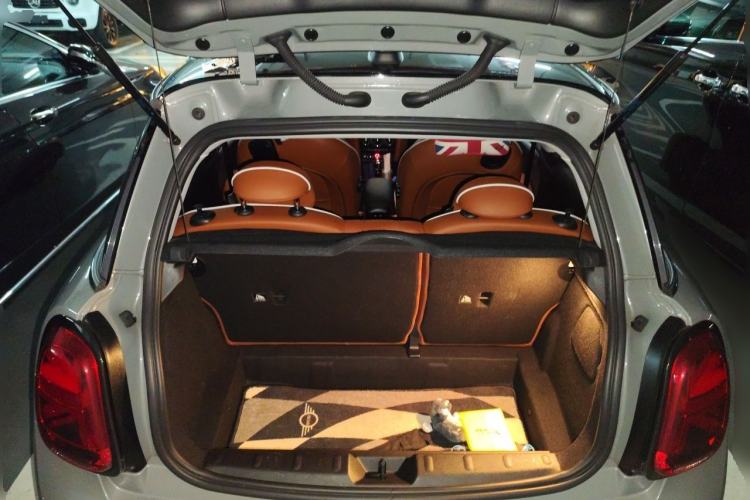 Used MINI 2022 1.5T COOPER Artist Trunk