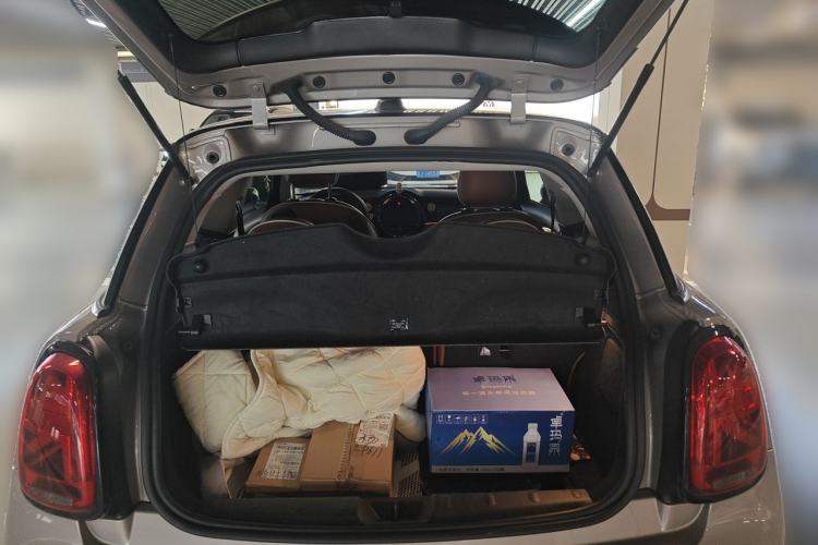 Used MINI 2022 1.5T COOPER Artist Trunk