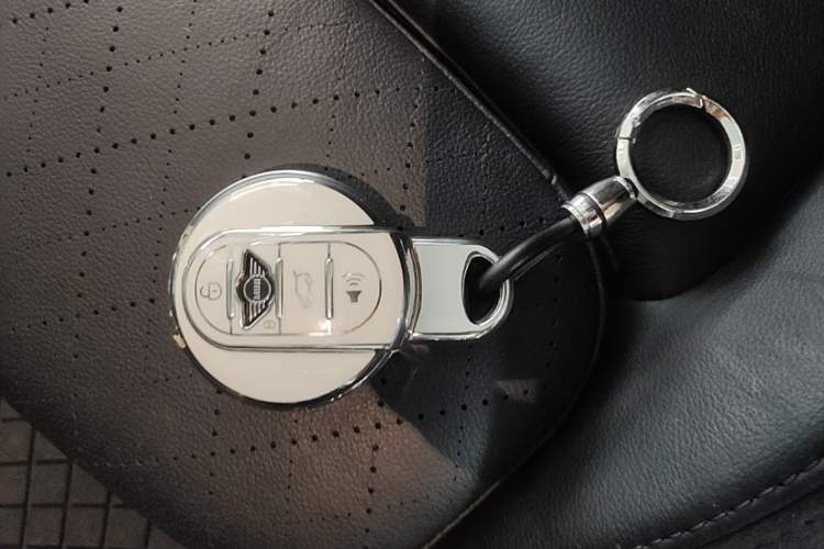 Used MINI 2022 Updated 1.5T COOPER Artist Vehicle Key