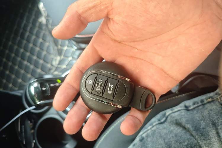 Used MINI 2022 1.5T ONE Vehicle Key