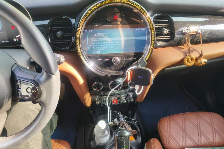 Used MINI 2022 Updated 2.0T COOPER S Artist Audio And AC Panel