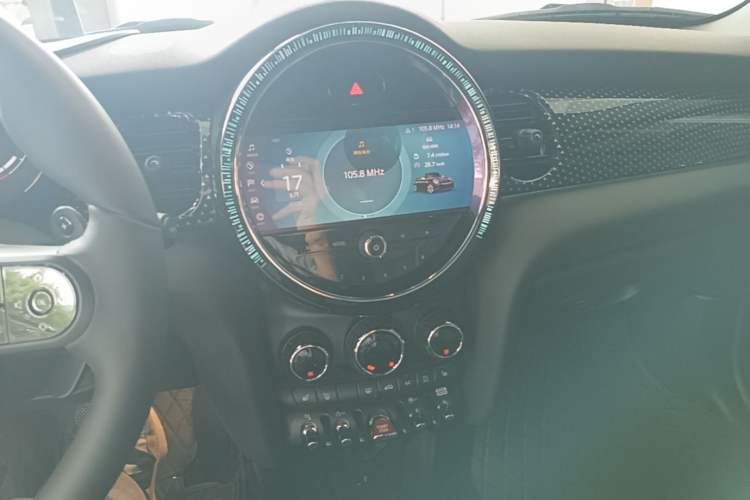 Used MINI 2022 Revised 2.0T COOPER S CABRIO Sidewalk Audio And AC Panel