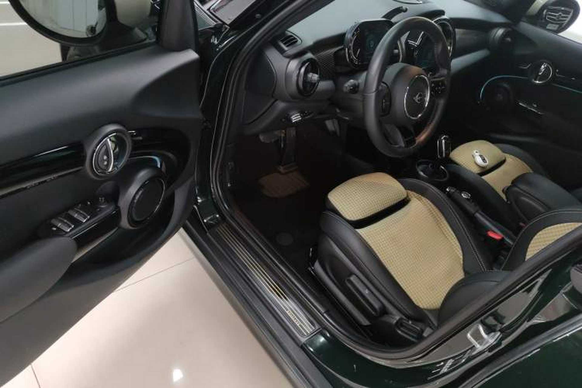 Used MINI 2022 2.0T COOPER S Obsession Special Edition Five-Door Version Driver Seat