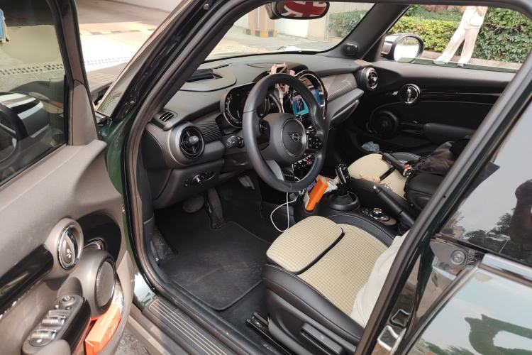 Used MINI 2022 1.5T COOPER Obsession Special Edition Five-Door Version Driver Seat