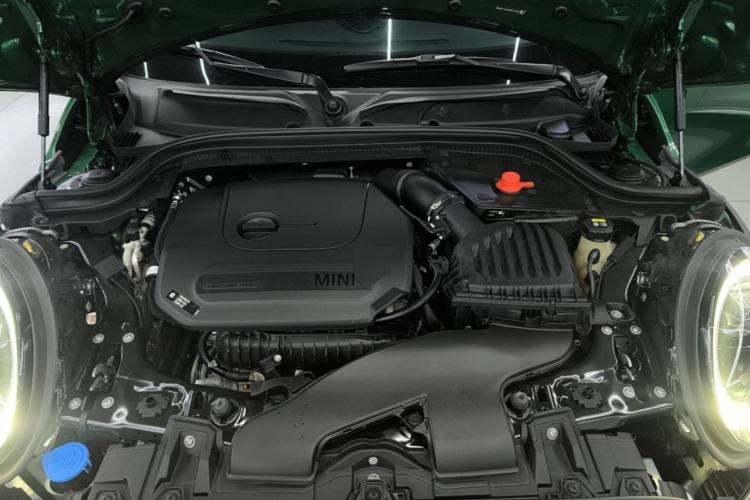 Used MINI 2022 1.5T COOPER Classic Edition Five-Door Version Engine Bay