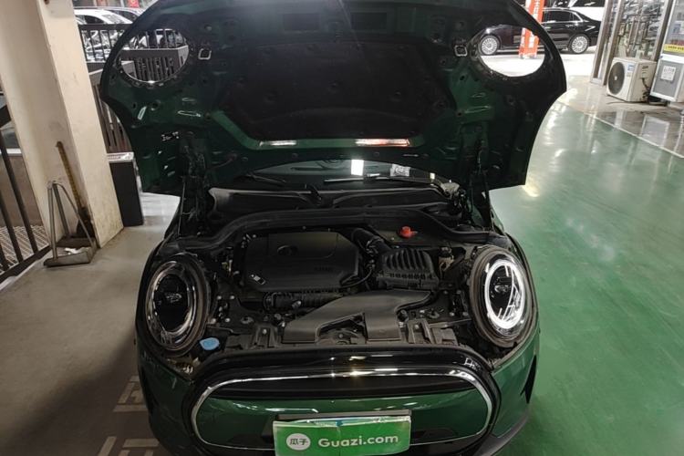 Used MINI 2022 Updated 1.5T COOPER Classic Edition Engine Bay