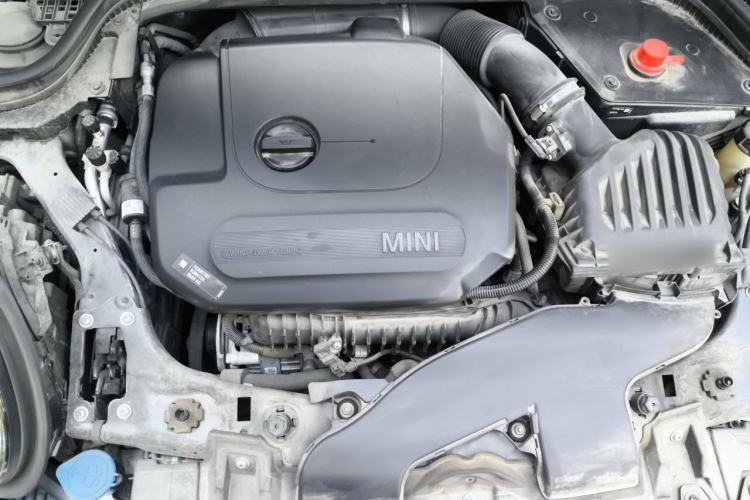 Used MINI 2022 1.5T COOPER Artist Five-Door Edition Engine Bay