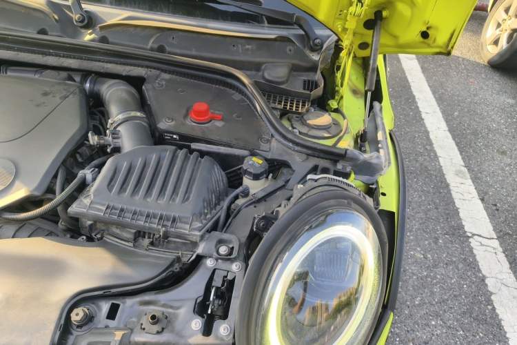 Used MINI 2022 Updated 2.0T COOPER S Artist Engine Bay Left