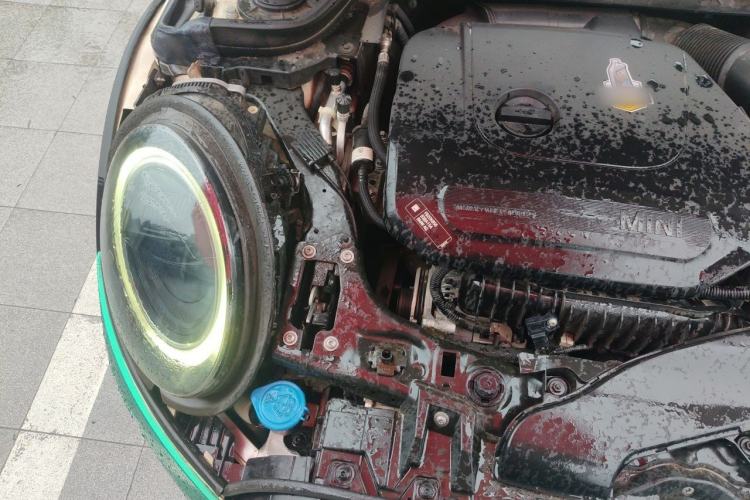 Used MINI 2022 Updated 1.5T ONE Engine Bay Right