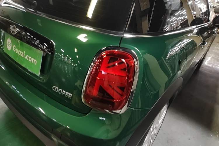 Used MINI 2022 Updated 1.5T COOPER Classic Edition Exterior 3