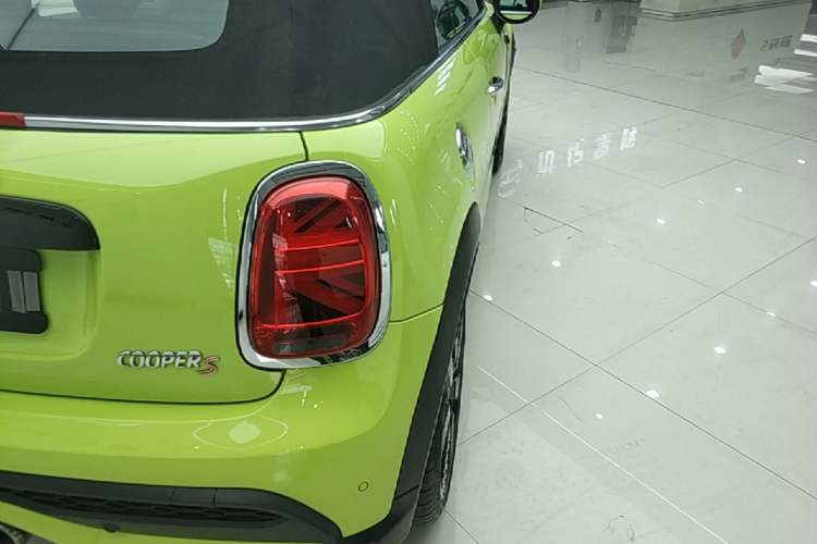Used MINI 2022 Revised 2.0T COOPER S CABRIO Sidewalk Exterior 3