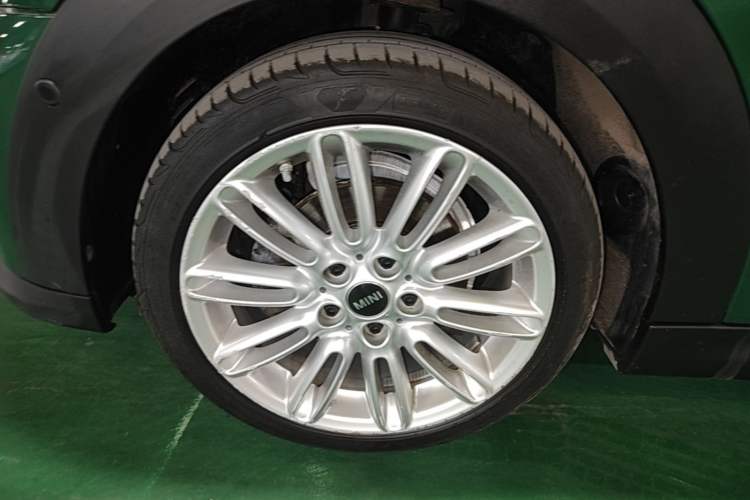 Used MINI 2022 Updated 1.5T COOPER Classic Edition Exterior 4