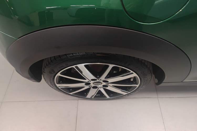 Used MINI 2022 Updated 1.5T COOPER Artist Exterior 5