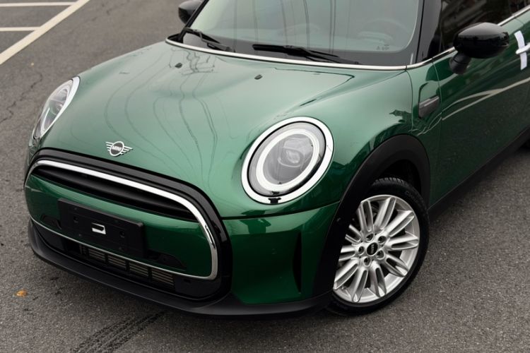 Used MINI 2022 1.5T COOPER Classic Edition Exterior 9