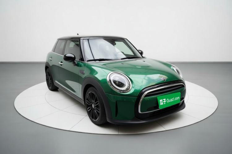 Used MINI 2022 1.5T COOPER Artist Five-Door Edition Front Right 45 Deg