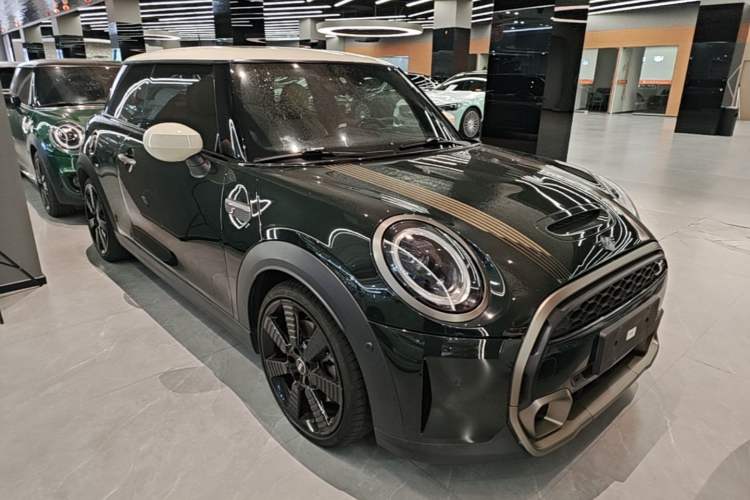 Used MINI 2022 2.0T COOPER S Obsession Special Edition Front Right 45 Deg