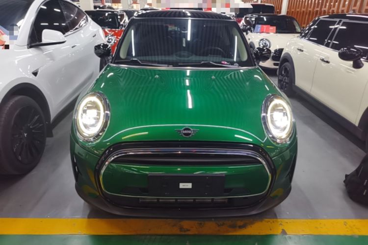 Used MINI 2022 1.5T COOPER Classic Edition Front