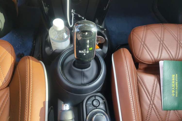 Used MINI 2022 Updated 2.0T COOPER S Artist Gear Lever