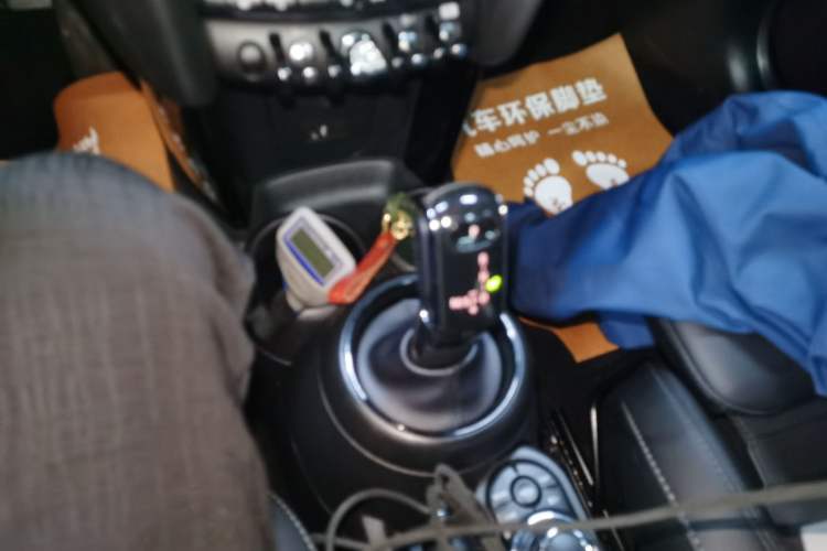Used MINI 2022 Updated 1.5T COOPER Classic Edition Gear Lever