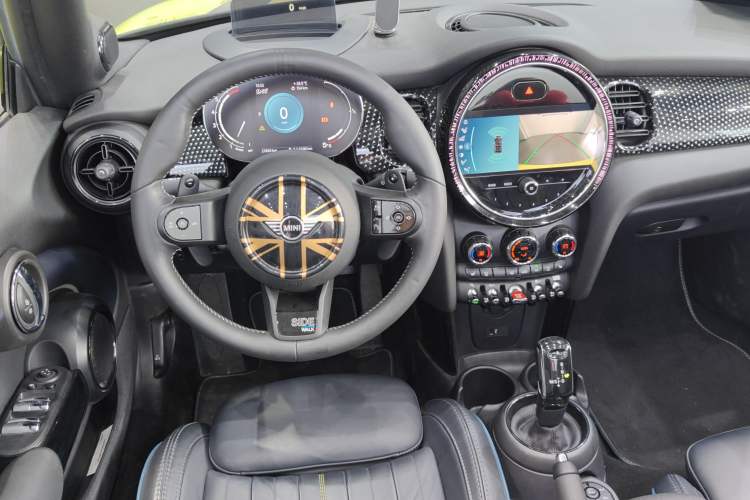 Used MINI 2022 2.0T COOPER S CABRIO Sidewalk Interior 5