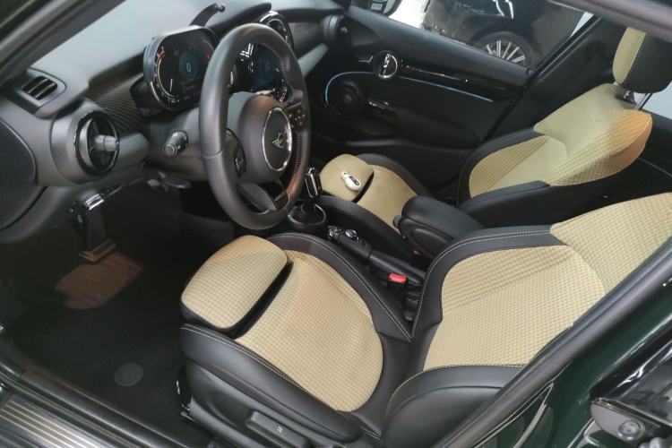 Used MINI 2022 2.0T COOPER S Obsession Special Edition Five-Door Version Left Front Seat