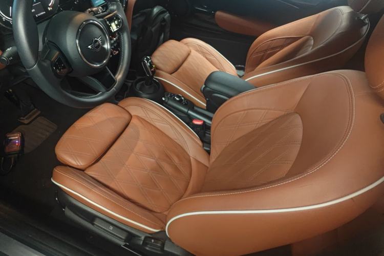 Used MINI 2022 Updated 1.5T COOPER Artist Left Front Seat