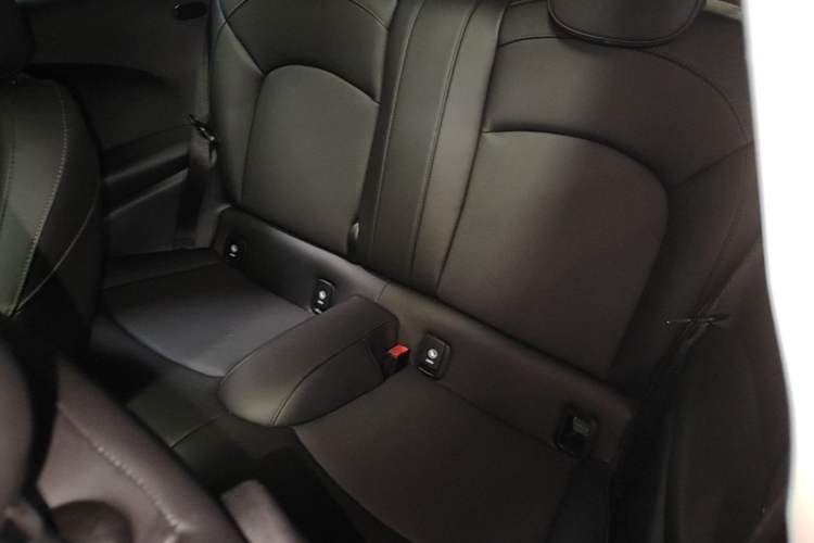 Used MINI 2022 Updated 1.5T COOPER Classic Edition Left Rear Seat