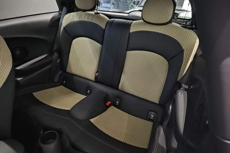Used MINI 2022 2.0T COOPER S Obsession Special Edition Left Rear Seat