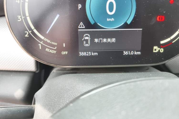 Used MINI 2022 Updated 1.5T COOPER Classic Edition Five-Door Version Odometer Close Up