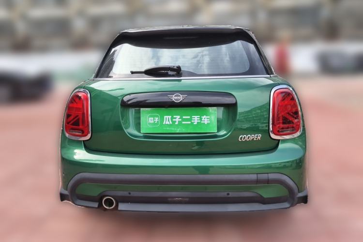 Used MINI 2022 Updated 1.5T COOPER Classic Edition Five-Door Version Rear