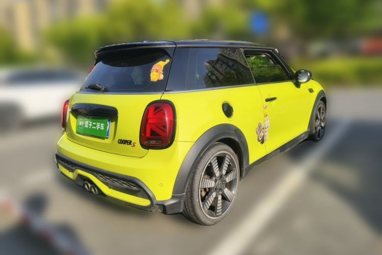 Used MINI 2022 Updated 2.0T COOPER S Artist Rear Right 45 Deg