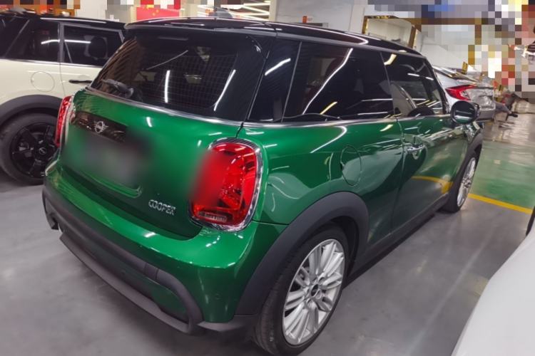Used MINI 2022 1.5T COOPER Classic Edition Rear Right 45 Deg
